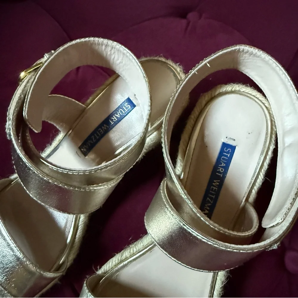Stuart Weitzman - Lexia Espadrille Wedge Sandal - Metallic Gold Leather - Size 6 - Picture 6 of 9